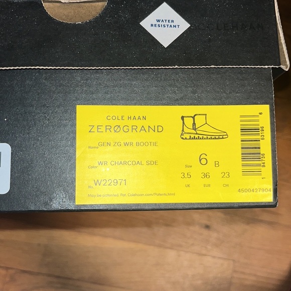 Cole Haan Women’s Zerogrand Bootie Ankle boot. Size 6. Charcoal grey suede. - Picture 6 of 9